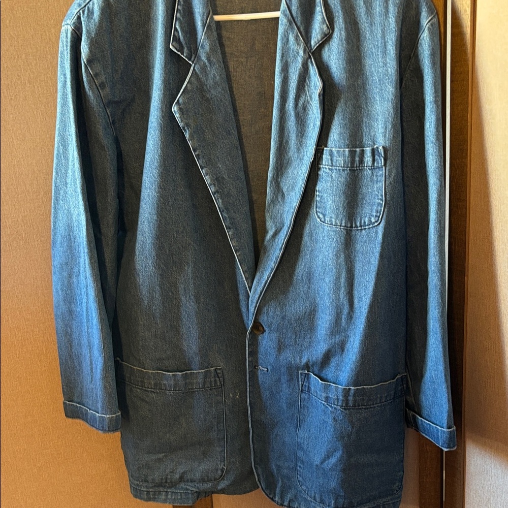 FINAL MARKDOWN Vintage Cherokee Blue Denim Jacket medium